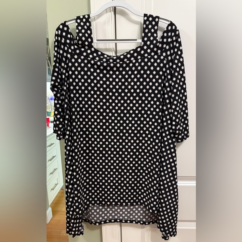 Chico's Black and White Diamond Pattern Blouse